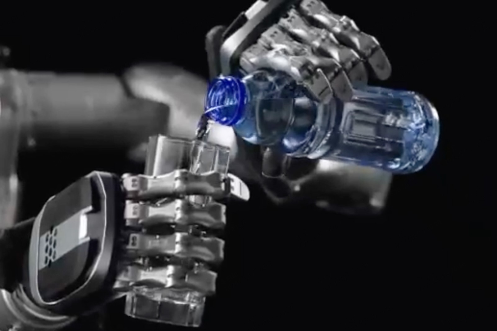 系列解读 | 太阳集团tyc灵巧手家族亮相：高自由度的创新突破